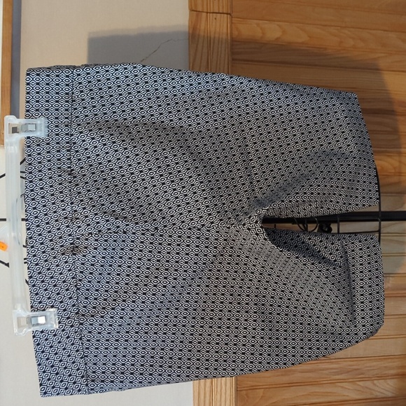 Rafaella Comfort Shorts White Geometric Pull On Elastic Waistband 18 NICE - Picture 5 of 9